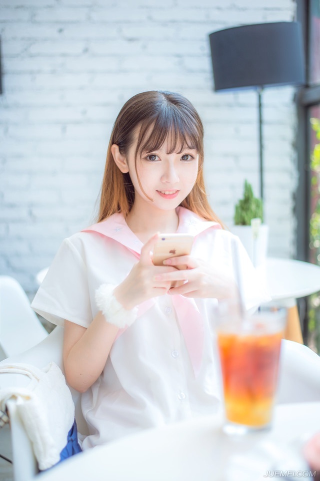 呜呜呜~呜呜~